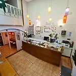 Jacobeo فندق